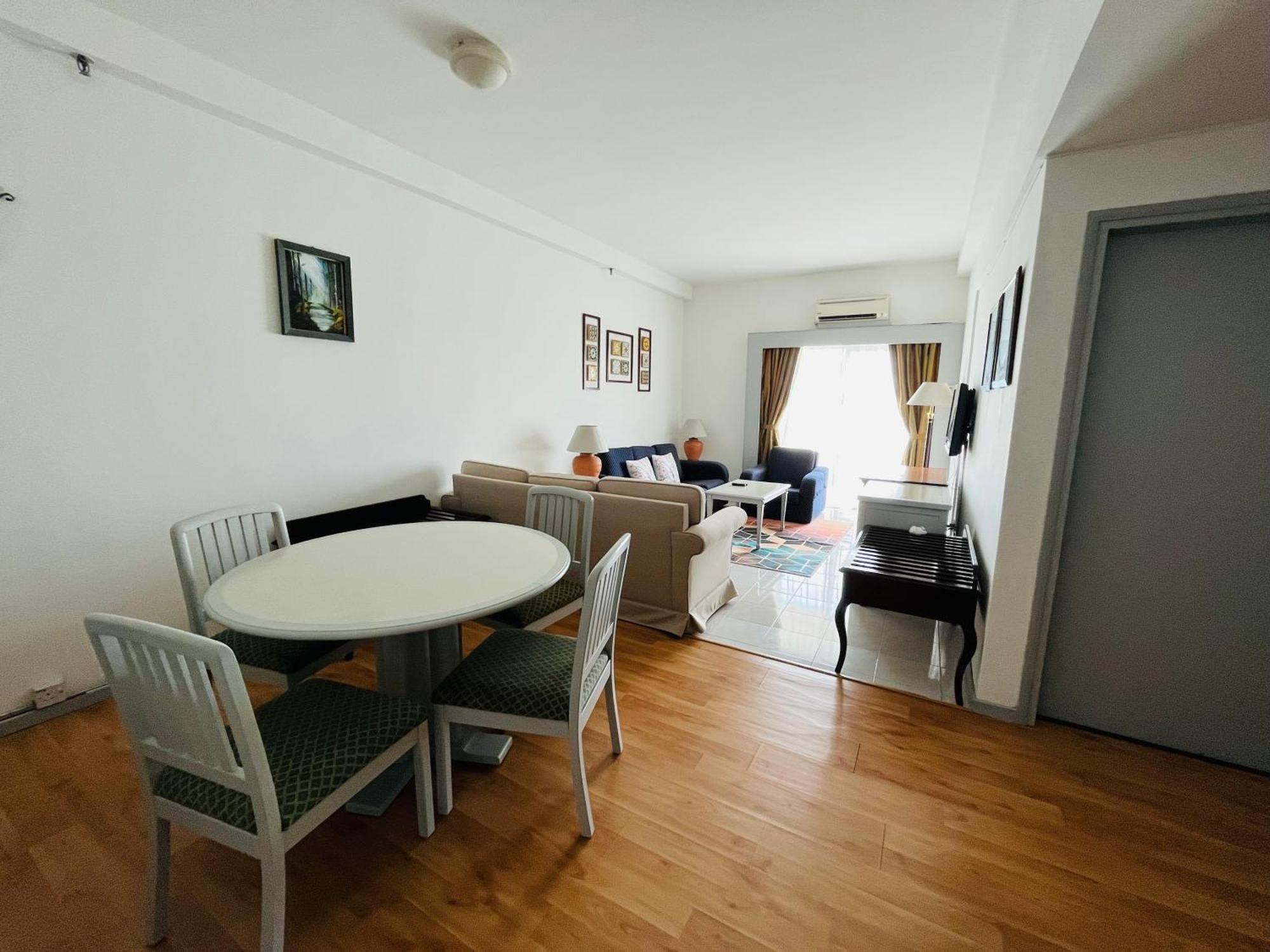 Paradise By The Sea In Penang By Veron At Rainbow Paradise Tanjung Bungah  Ngoại thất bức ảnh